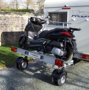 remorque-transversale-homologuee-avec-roues-pivotantes-360--image-39634-grande