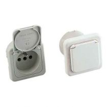 Prise 230 V avec couvercle 2 P + T + securite